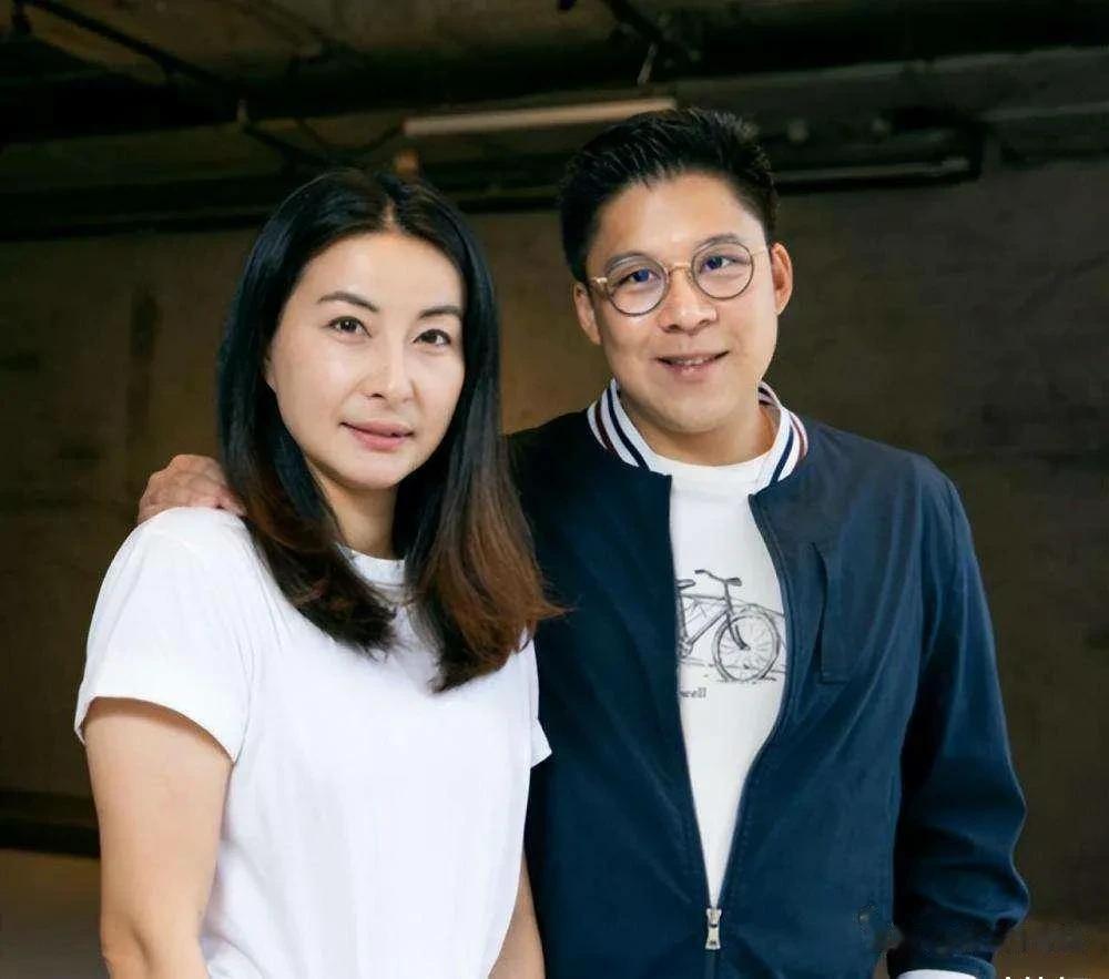 郭晶晶婆婆有多宠儿媳，劝郭晶晶别拼四胎了，就是不生四胎也给她巨额奖励，没必要为了