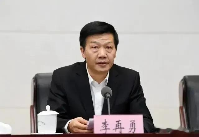 突发突发，贵州省政协原副主席被查！

3月27日，权威媒体发布消息，贵州省政协党