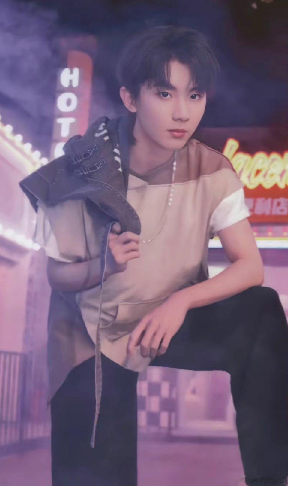 #马嘉祺[超话]#mjq#马嘉祺巧乐兹品牌代言人# mjq#马嘉祺全能c位唱跳双