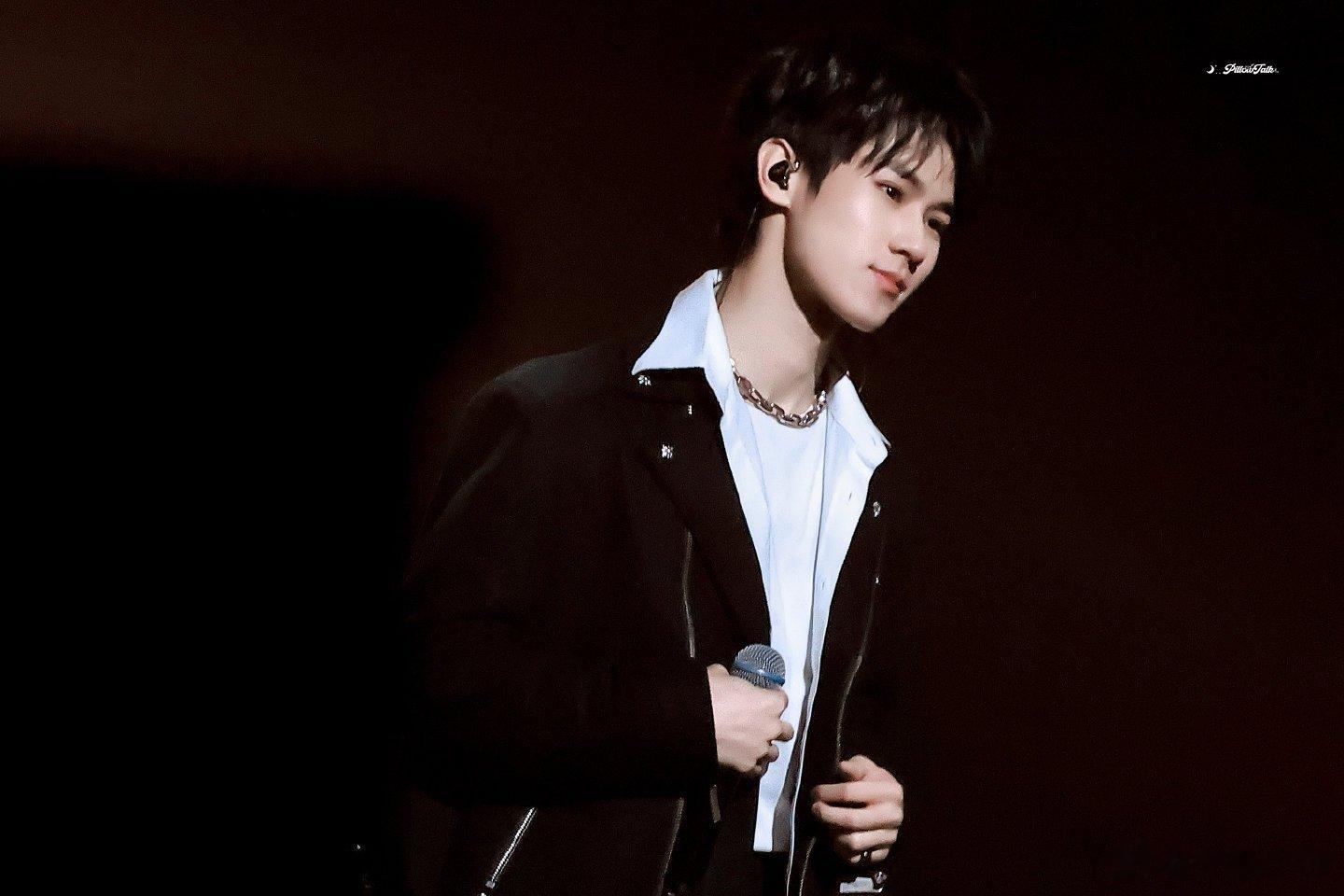 #张真源[超话]#💚 #张真