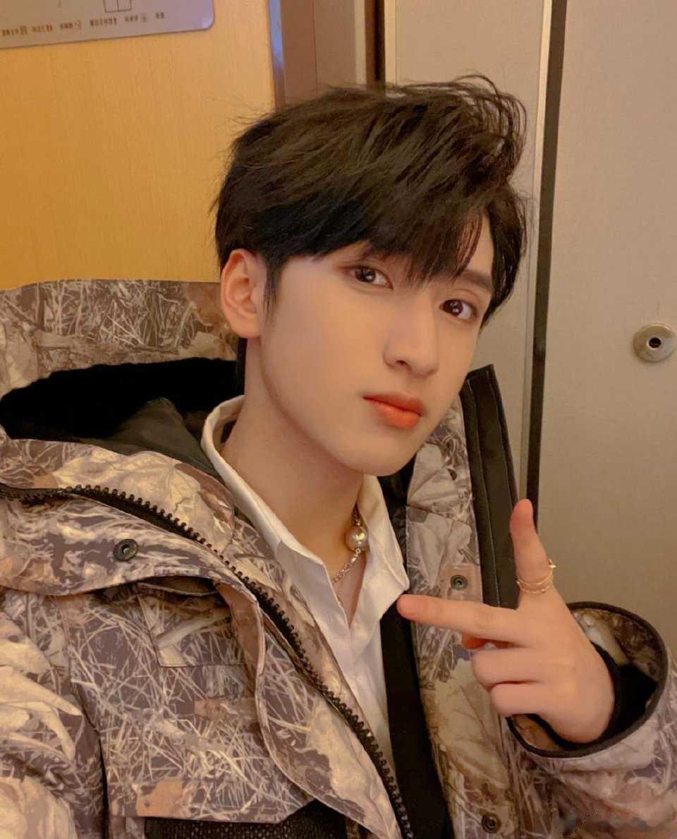#严浩翔[超话]#🦁 #严浩