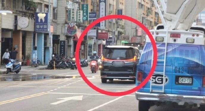 汪小菲又有把柄被台媒抓住了。

近日，汪小菲接受媒体访问时曾表示，自己将在3日上