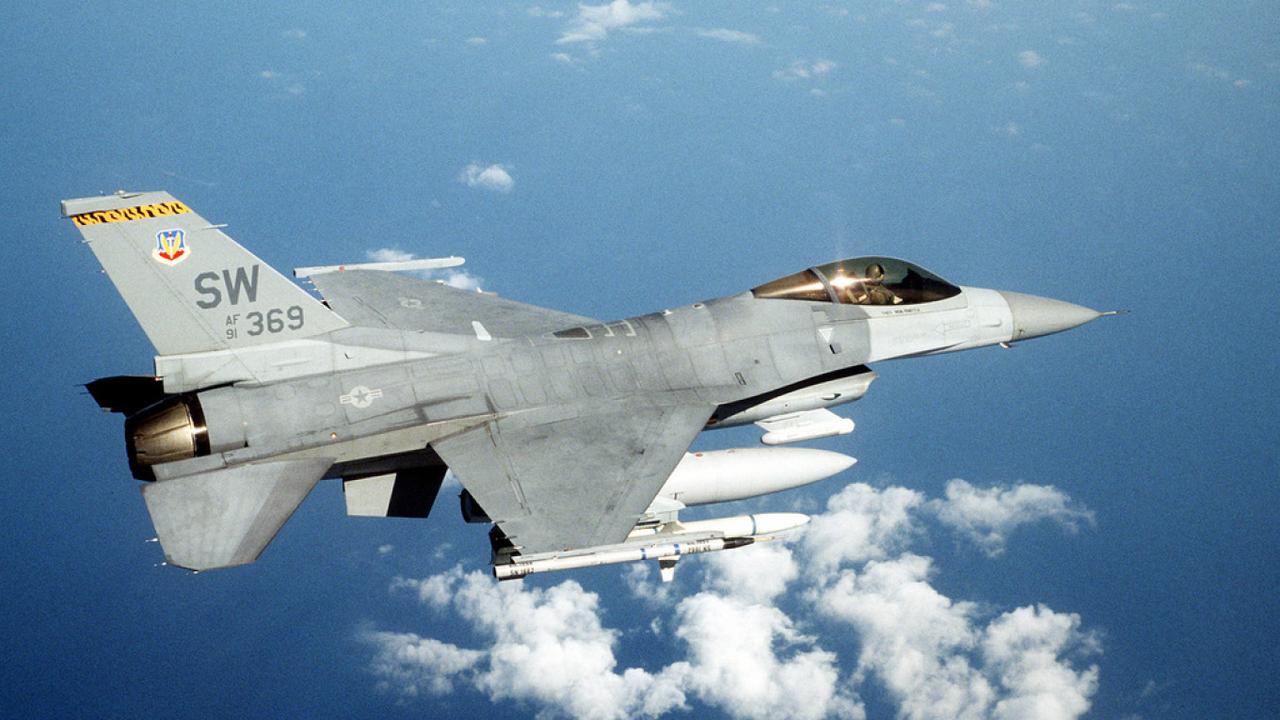 拜登拒绝向乌克兰提供 F-16