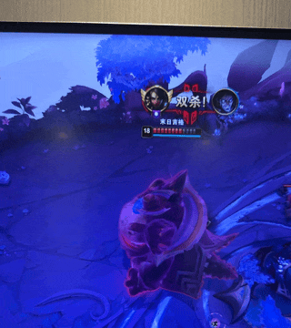 #海克斯大乱斗凭啥这么火# 感觉自从海克斯大乱斗出来，几乎天天都登录客户端，再之