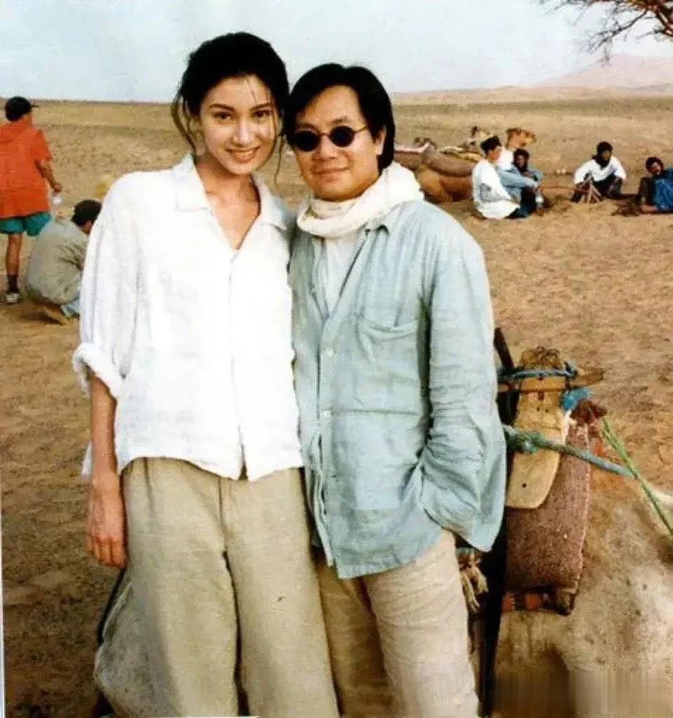 李嘉欣这时尚品味真是白瞎了她这颜值和身材，自己平时的穿衣风格还不如图一剧中这这麻