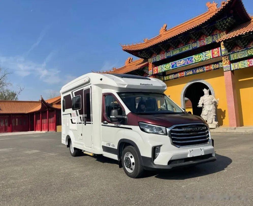 罗曼特斯房车大通V90T50plus，颜值爆表，高端配置，无惧限高！罗曼特斯房车