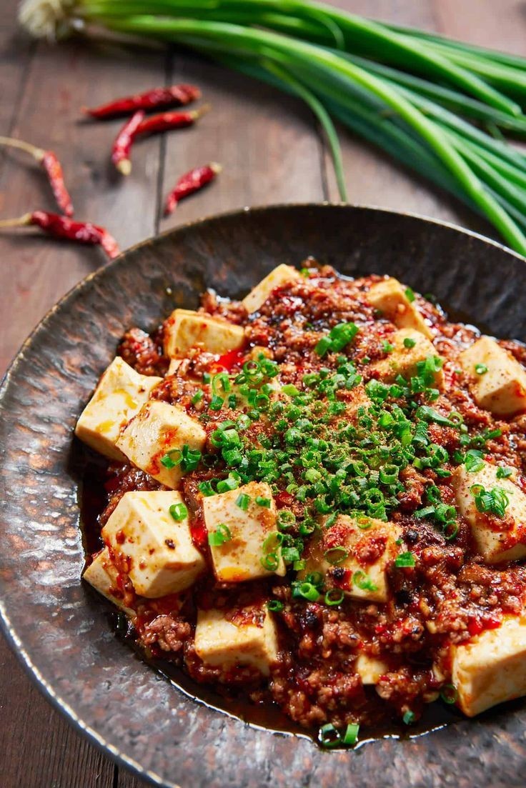 #他让日本人爱上麻婆豆腐# “中华小当家”生生不息，“麻婆豆腐”百吃不厌！川菜大