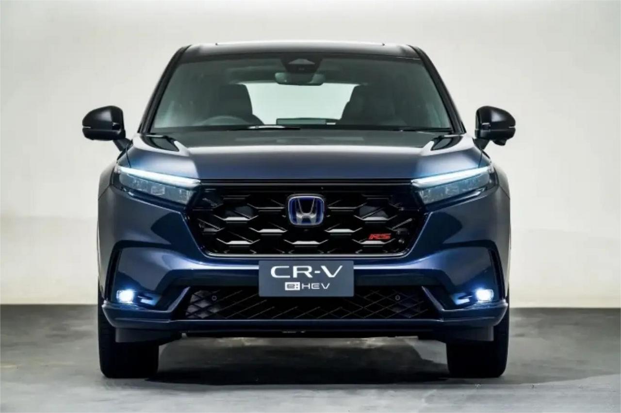 新款本田CR-V RS亮相！  海外售价约35万元   有望引进国内

近日，全