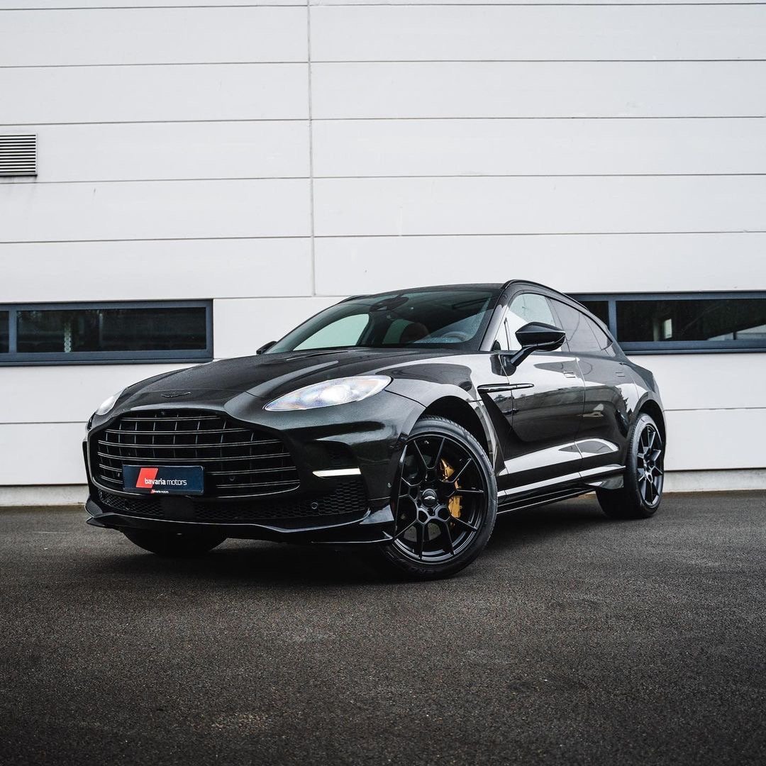 阿斯顿·马丁 DBX 707 ​​​