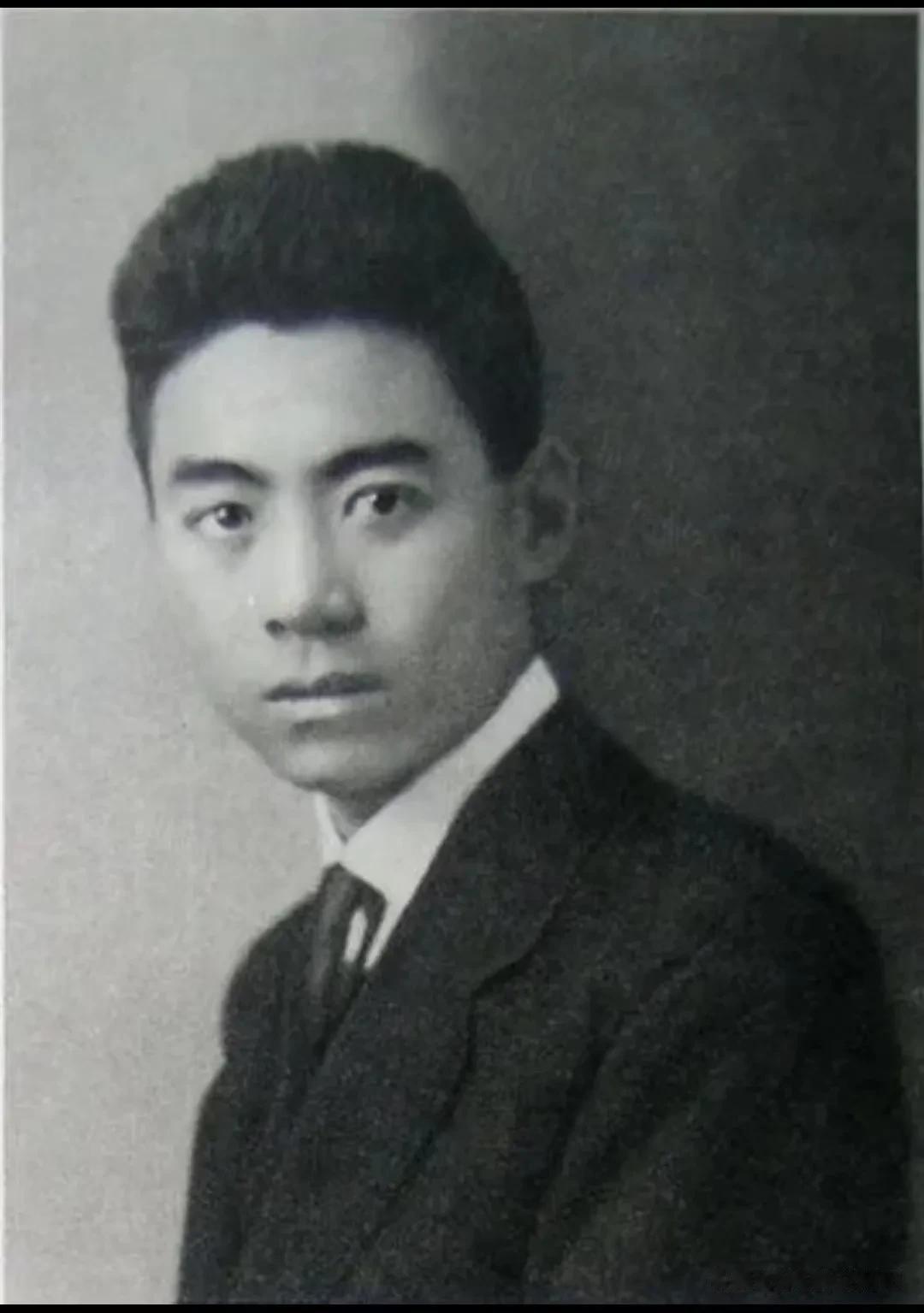民国四大美男：周恩来（图一）、汪精卫（图二）、张学良（图三）、梅兰芳（图四）、另