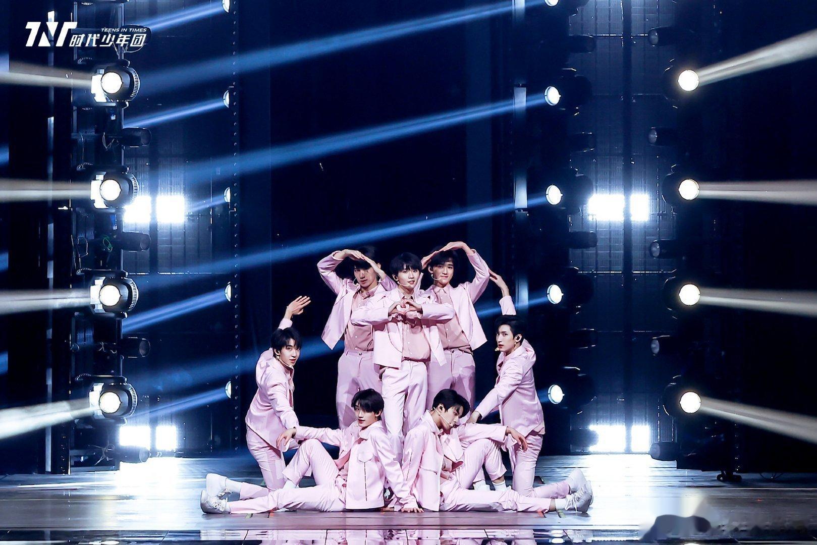 #时代少年团[超话]#🍿 #时代少年团乌托邦乐园开放# 🍿 #时代少年团声声