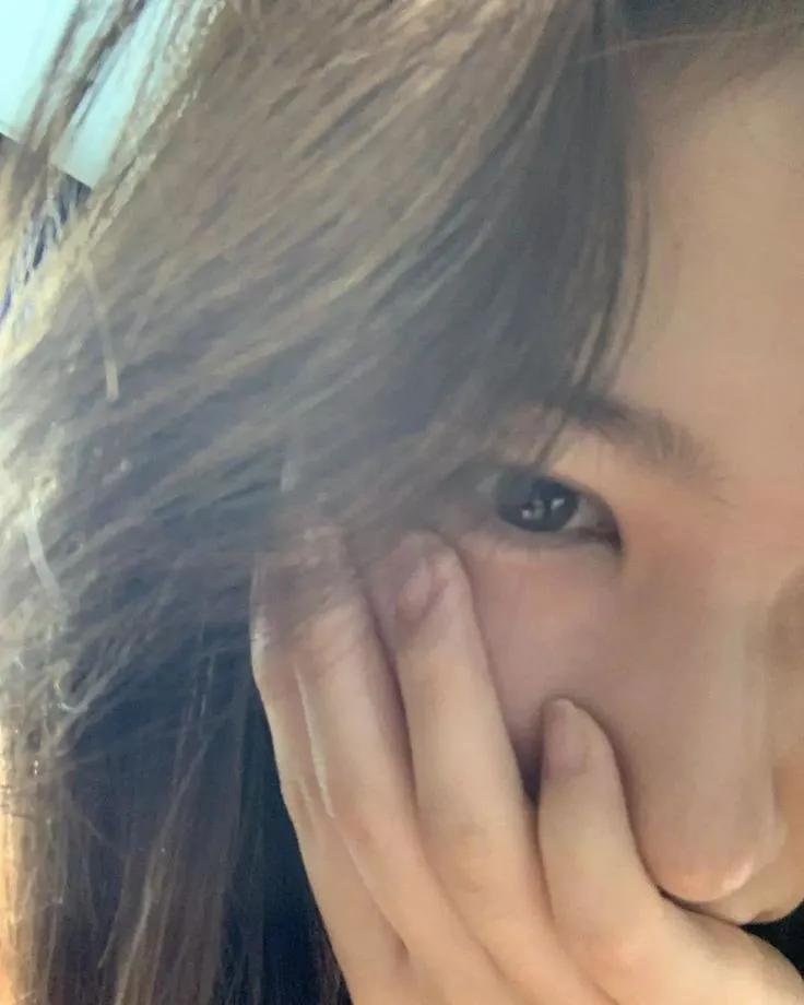 我是一个三十多岁的老女人，曾经以为老去是遥远的事情，但是转眼间，我已经步入了中年