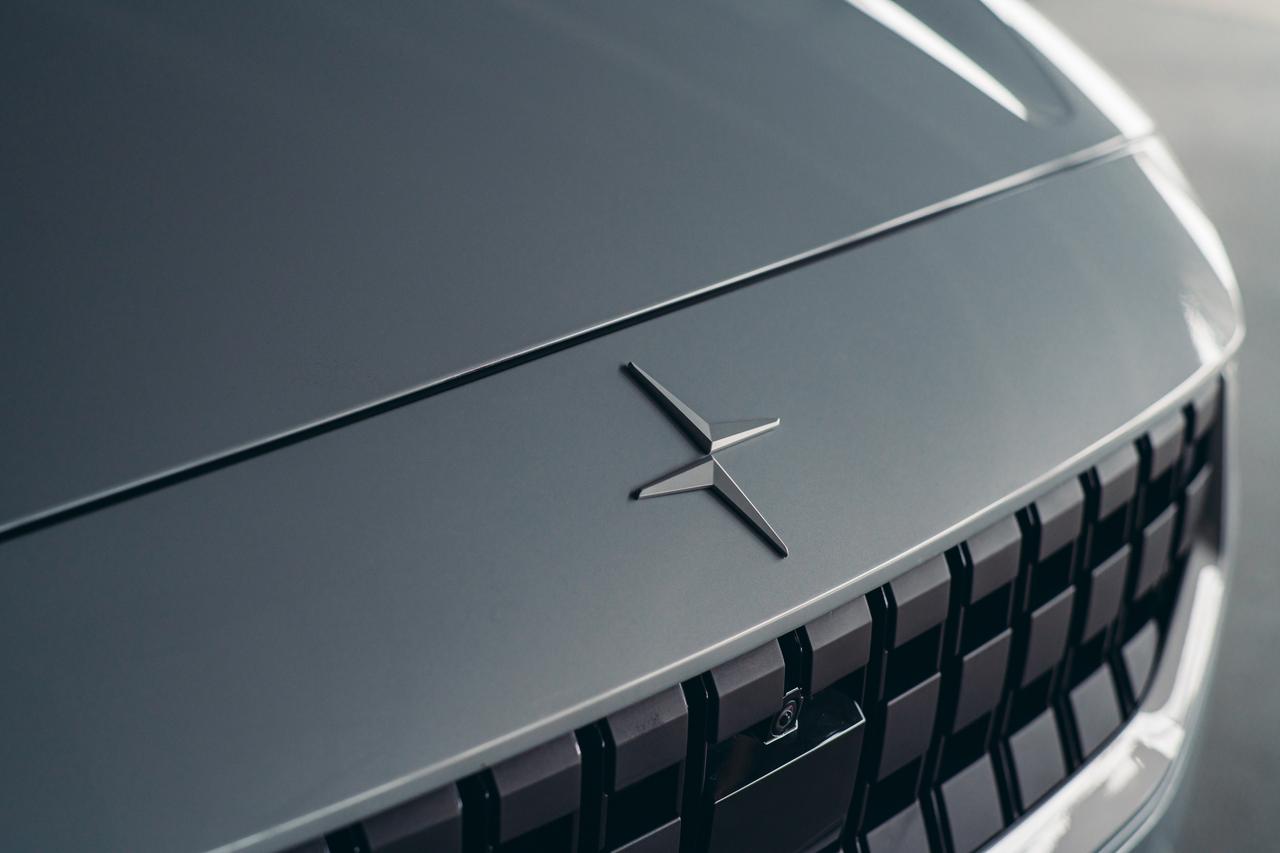 前两天第一次开了Polestar2，发现这个车在开过之后很难不喜欢上，一些设计上