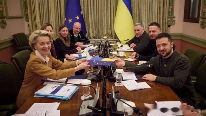 在周五即将在乌克兰首都基辅举行欧盟-乌克兰峰会前欧盟又做出了援助的重大决定

欧