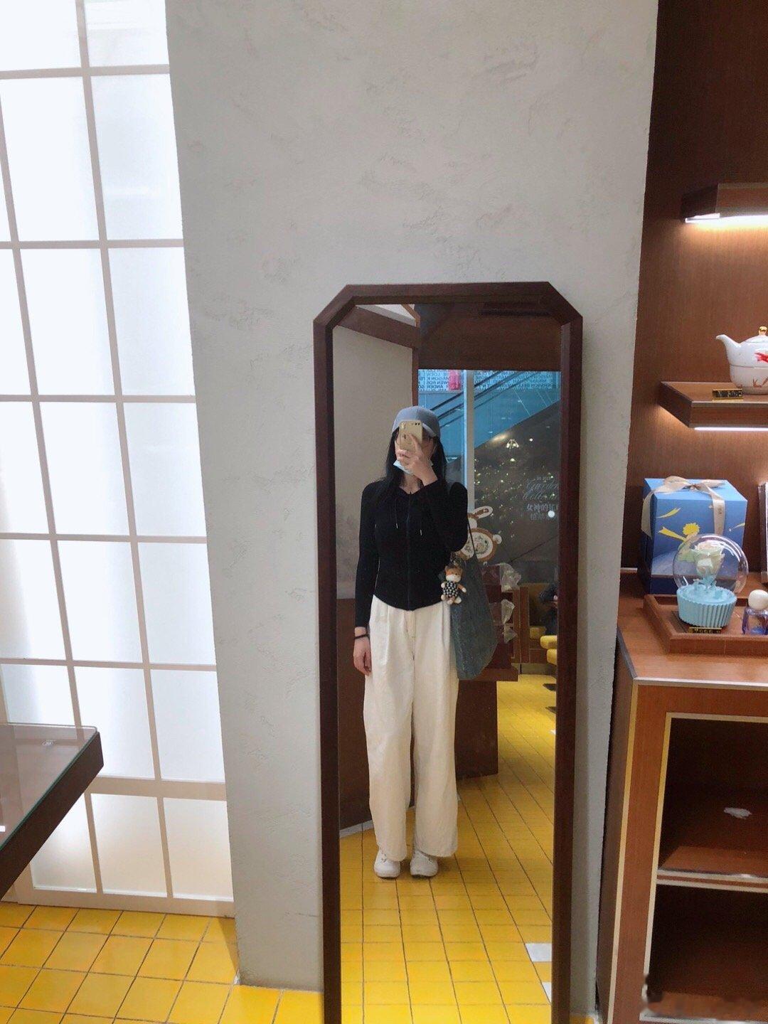 野兽派的镜子也太好拍了 ​​​