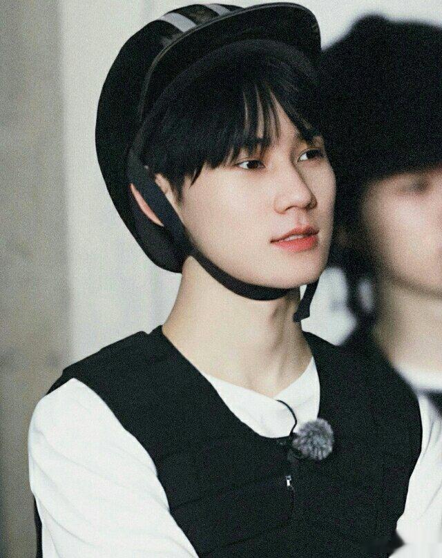 #张真源[超话]#💚 #张真