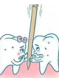 #牙龈萎缩#怎么补救？ 现在大家越来越重视牙齿健康了，不少朋友发现自己有一些牙龈