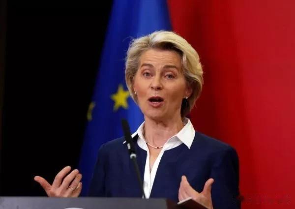 【欧盟主席冯德莱恩的访华并未受到邀请，只是中欧双方约定！】

法国总统马克龙受中