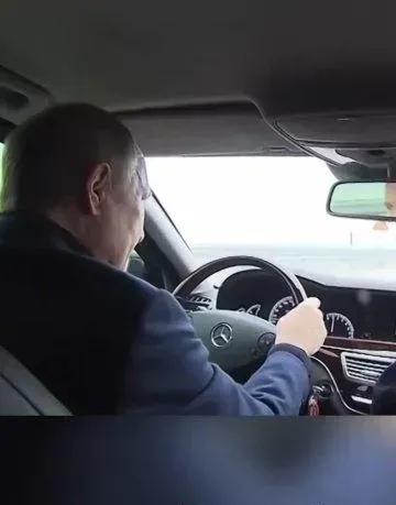  巴掌打脸上了，疼不疼只有脸知道，除了普京大帝、卡德罗夫等政要奔驰车照样开、奢侈