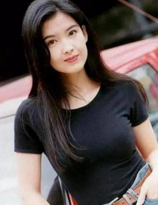  周慧敏离婚的几点启发：

第一，不要以为自己很美，很会赚钱，就会很幸运，渣男会