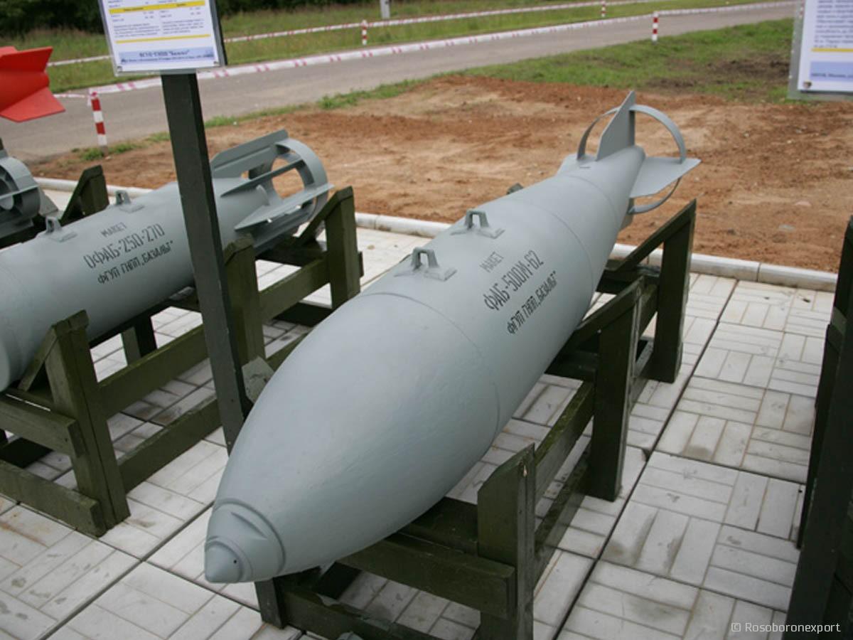 根据俄罗斯航空门户报道的消息显示，在4月10日俄罗斯战斗机继续使用滑翔航空炸弹在