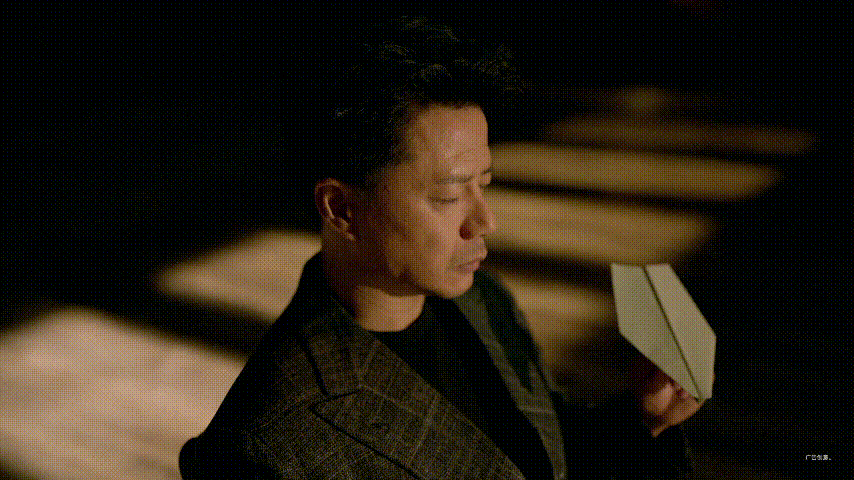  段奕宏不仅有颜值，身材还这么好，也是一个非常有实力的演员，对自己的身材管理也很