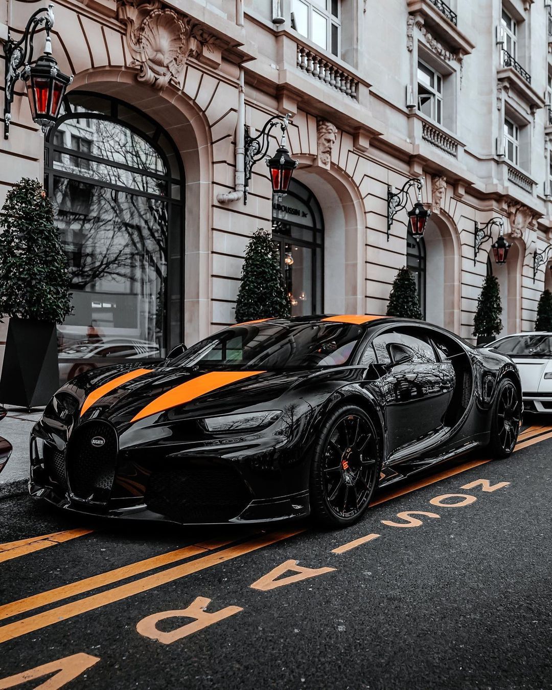 bugatti chiron 