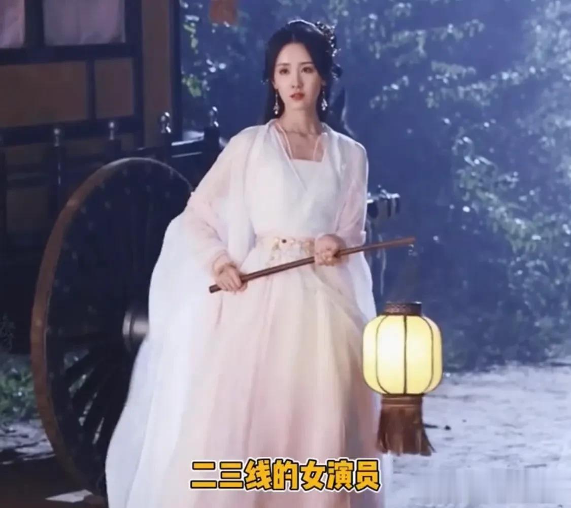 二三线女演员都应该学习一下陈都灵的接戏路线[呲牙][呲牙][呲牙]真是聪明，题海