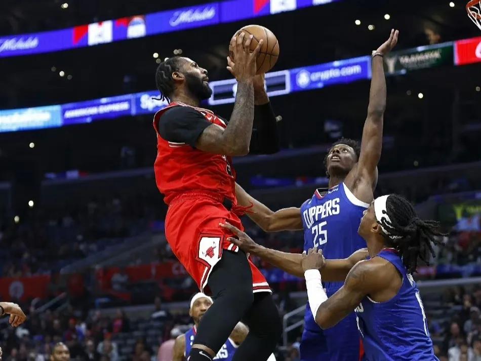 德拉蒙德删社媒心理问题苦恼 昔日篮板王丢了信心？

NBA常规赛，公牛对阵湖人的