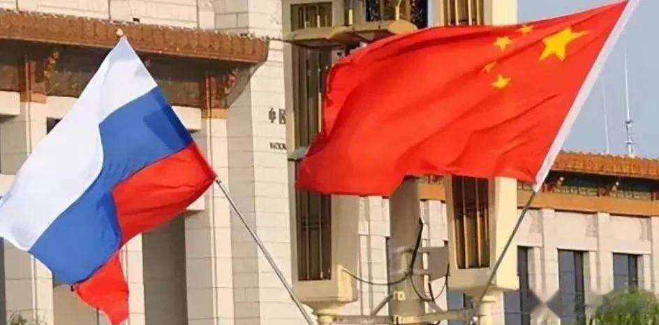 不让中国好过？拜登打响“特殊一战”，核航母逼近中国，美澳入局

最近，美国在亚太