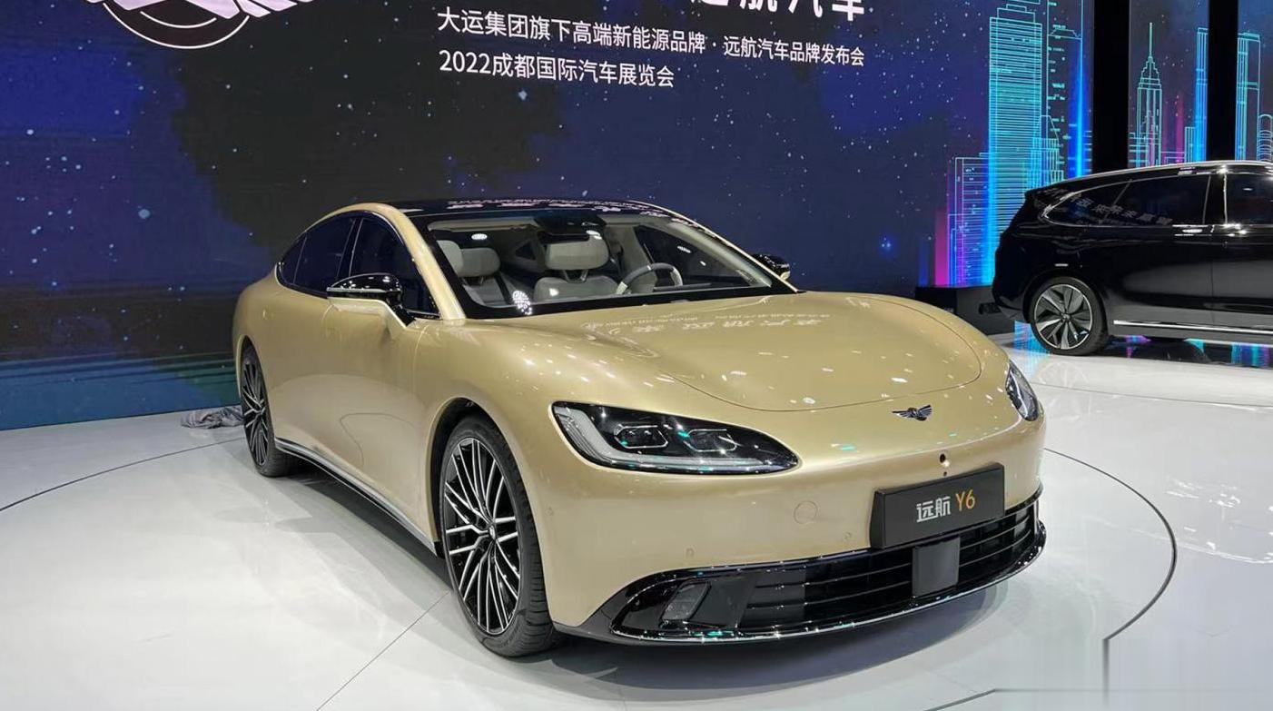 远航Y6/H8将会在上海车展期间正式开启预售，预售价或为33.98万元和35.9