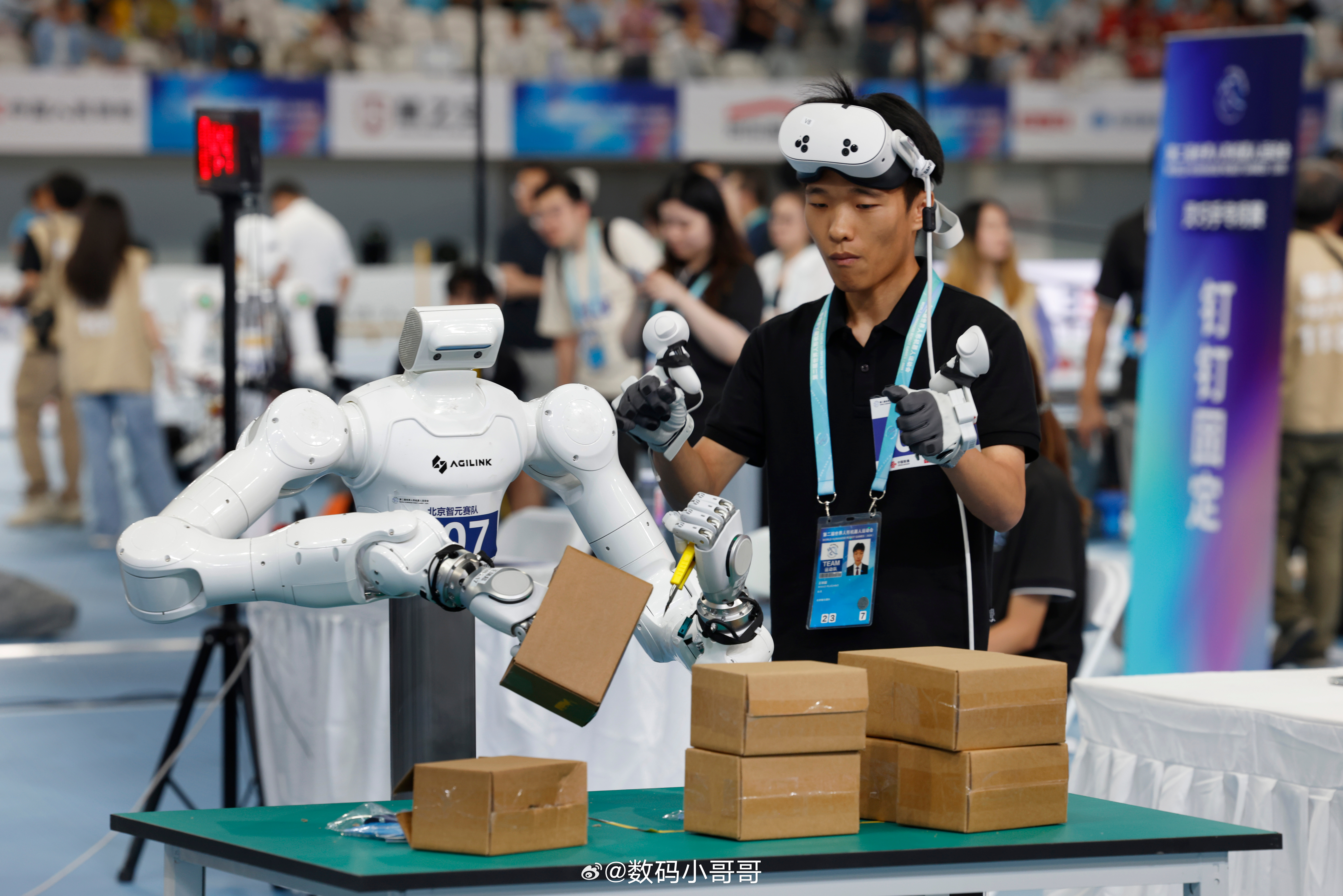 2026年世界人形机器人运动会上真的是看遍了“别人家的孩子”，咋都这么...