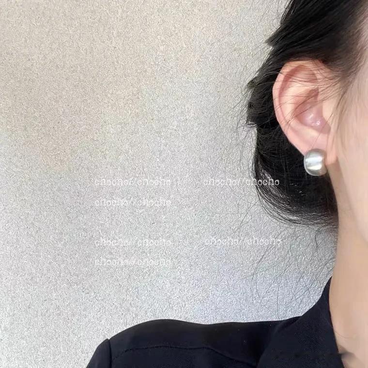 
春季耳饰｜多姿多彩才不辜负这好春光。
  
高级感满满耳环
