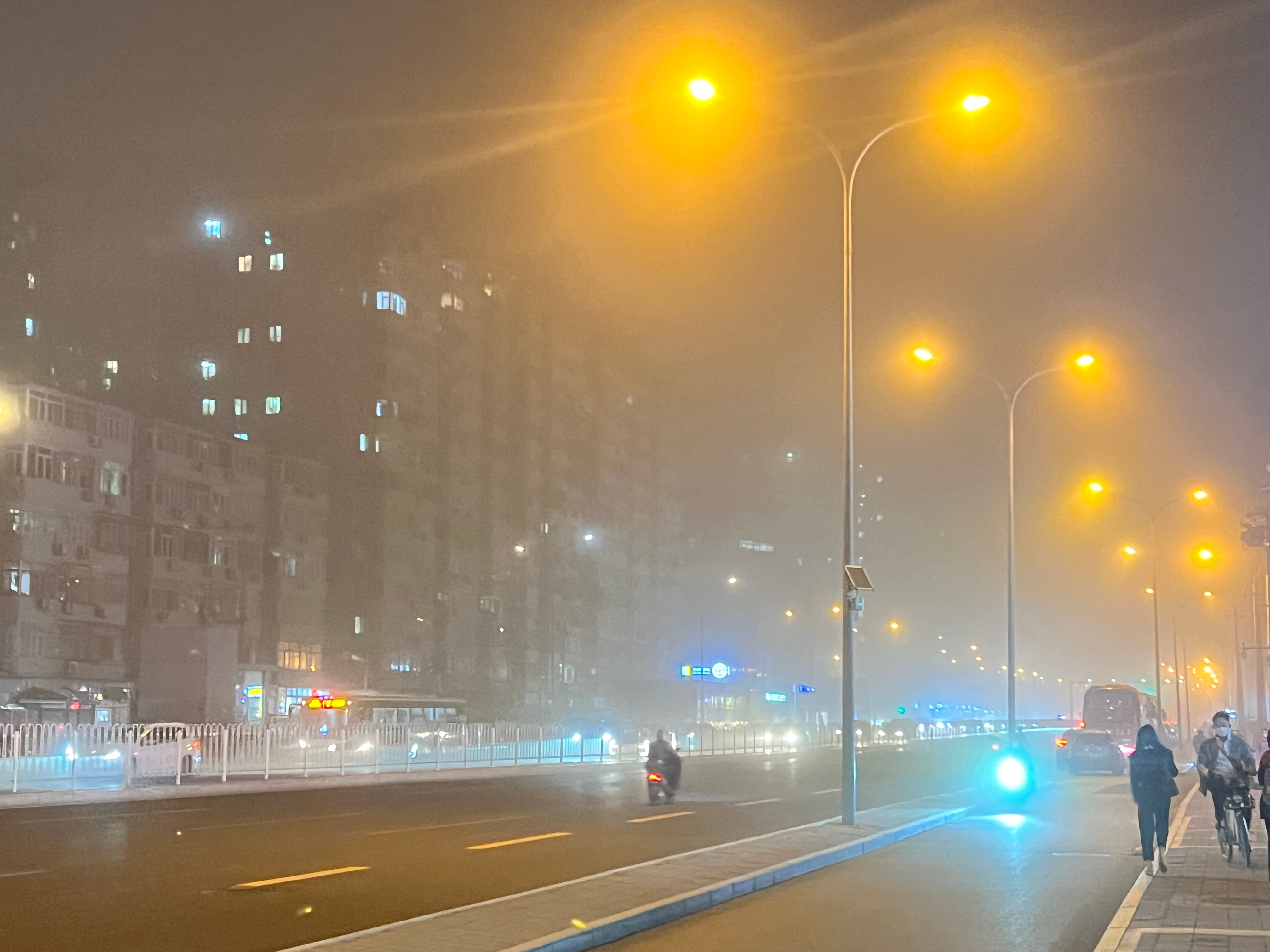 朱日和，是你吗  ​​​