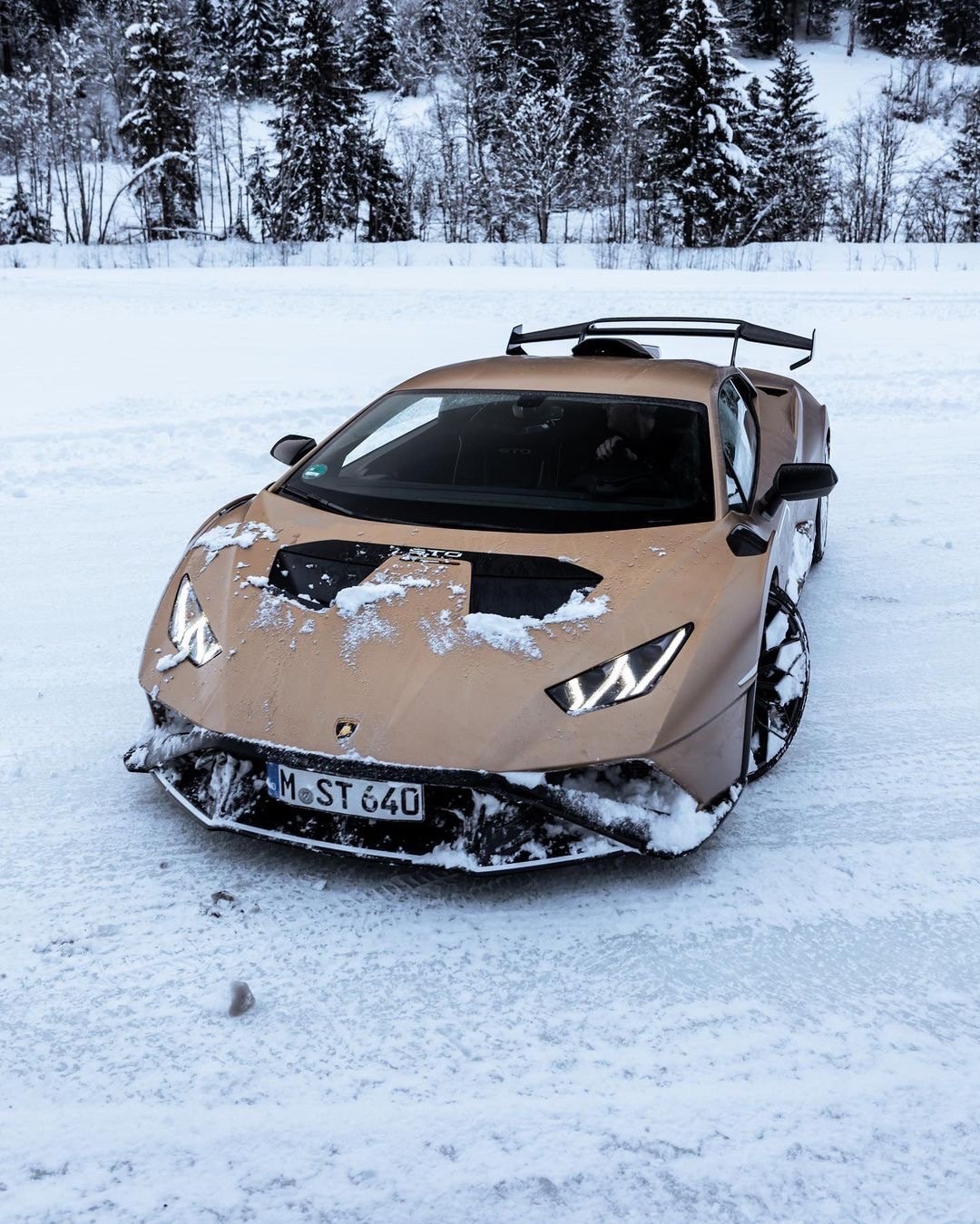 兰博基尼Huracán STO ​​​