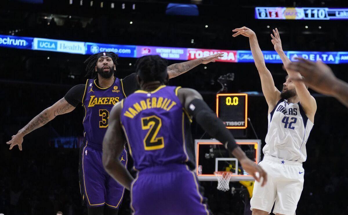  喜欢篮球，不知道NBA，那肯定不是一个合格球迷，以前是乔丹、科比等人的天下，现