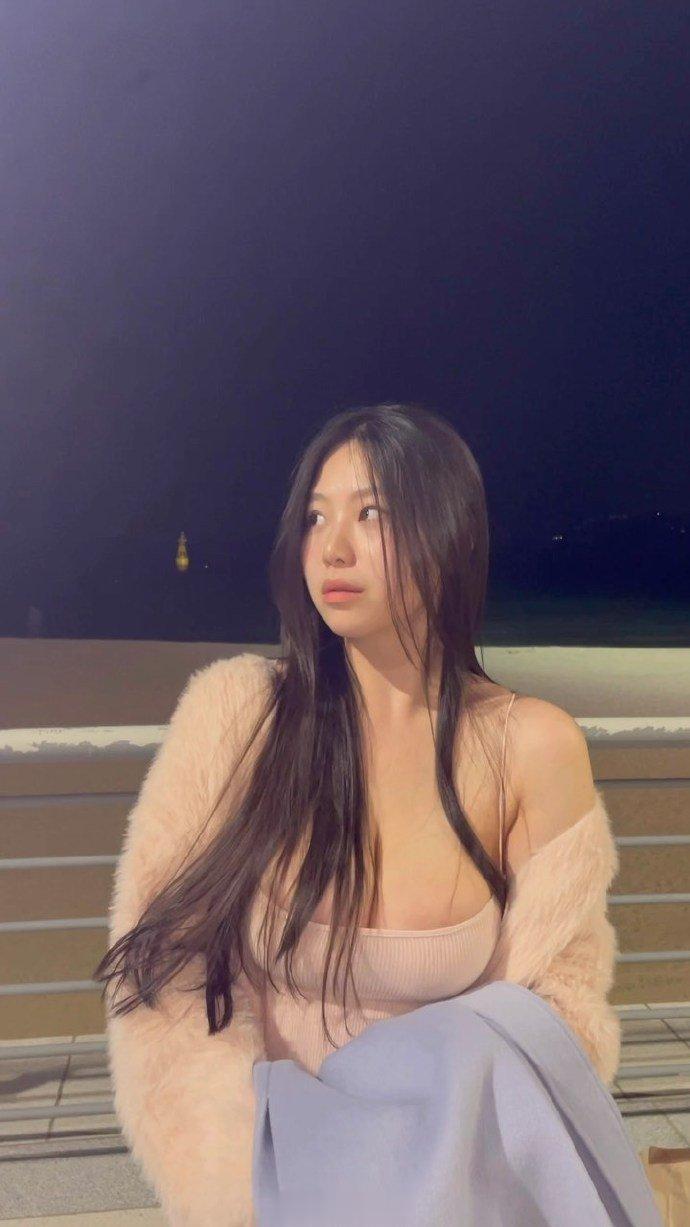 网友：我才24岁，家里给介绍个