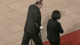 伯利兹的仪仗队还没笑够，危地马拉就更好笑！

空心菜对高矮胖瘦、黑白相间的伯利兹