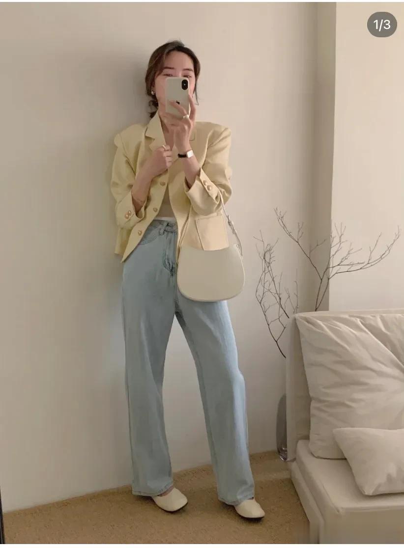
春天涌入脑海的一件衣服是什么呢——风衣🧥|||春天脑海里必须有一件衣服的话
