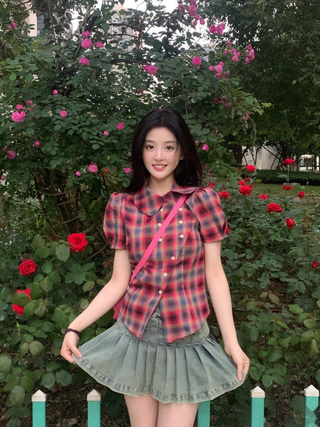 和喜欢的花花合照～ ​​​