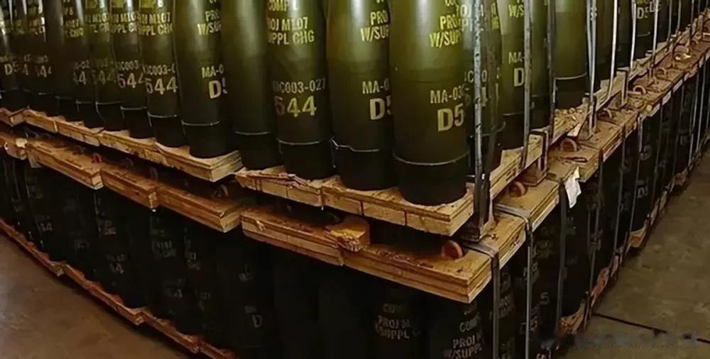 还要打多久？俄前总统表态：乌克兰将“消失”，它只是俄罗斯的一部分

来源:海峡快