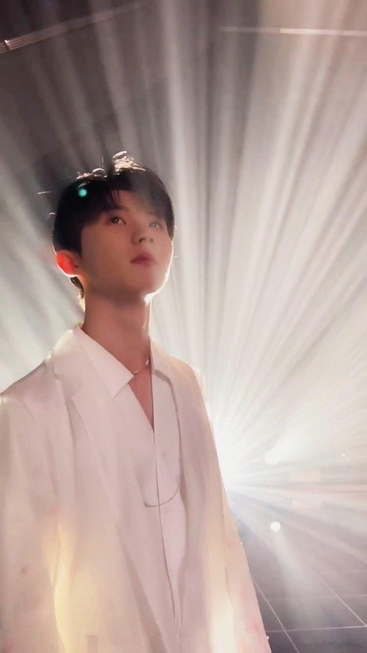 #张颂文马嘉祺唱的听海# 💜