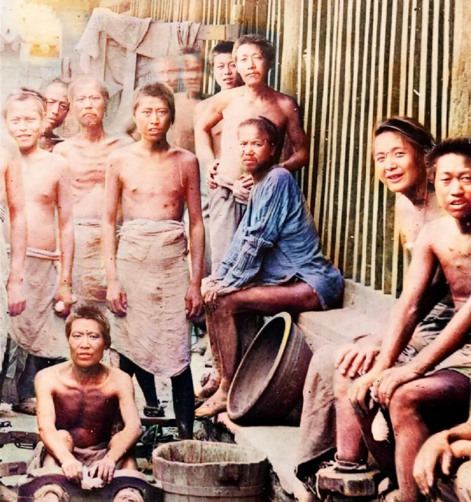 1901年保定府。八国联军在攻陷北京后，分三路入侵山西、山海关、保定。这是他们在