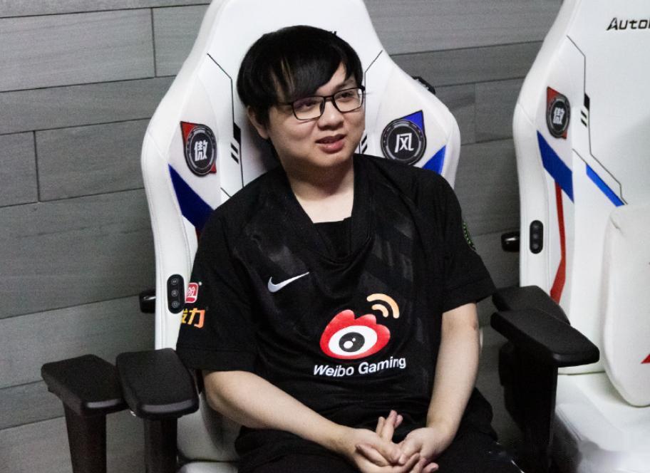 Sofm成为LPL外语主播！
