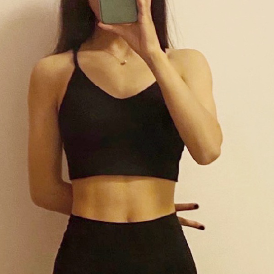 小爱儿在运动