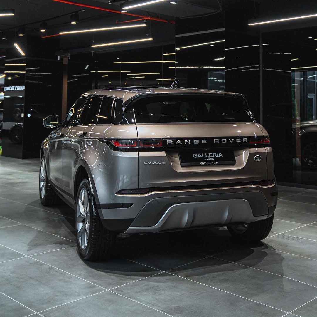 •••RANGE ROVER EVOQUE•••#路虎极光##car时尚##豪车