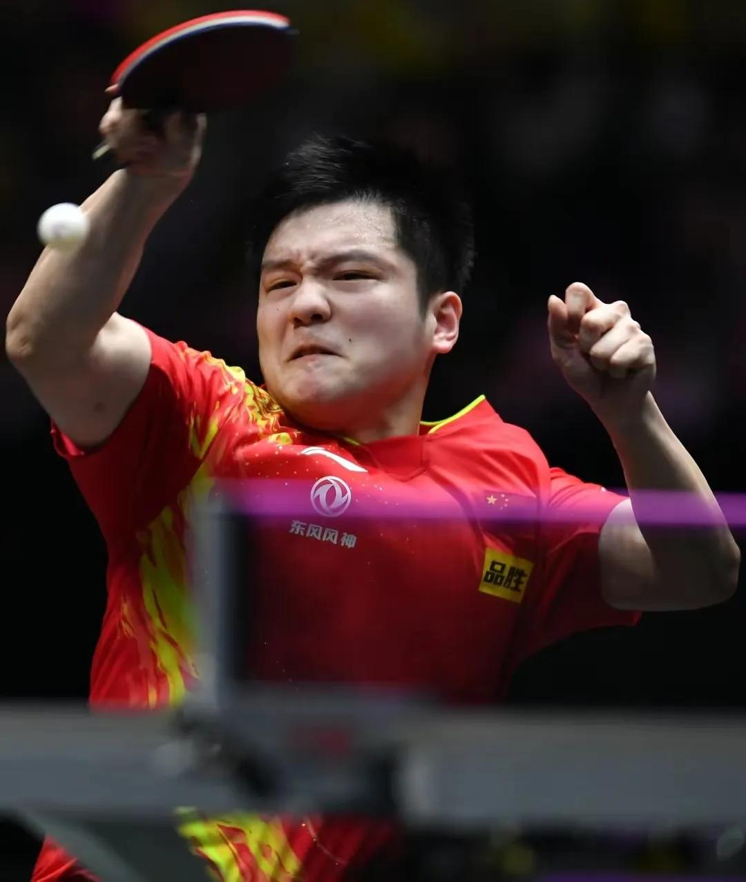 樊振东啃下林仲勋

林仲勋是一块难啃的骨头。

前三局，樊振东大比分2:1领先。