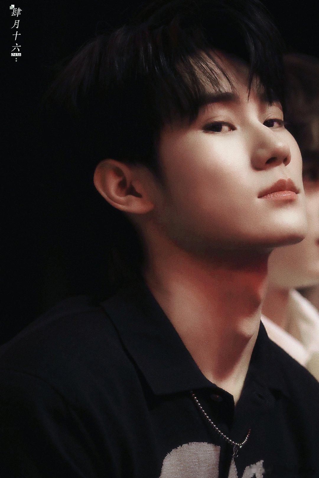 #张真源[超话]#💚 #张真