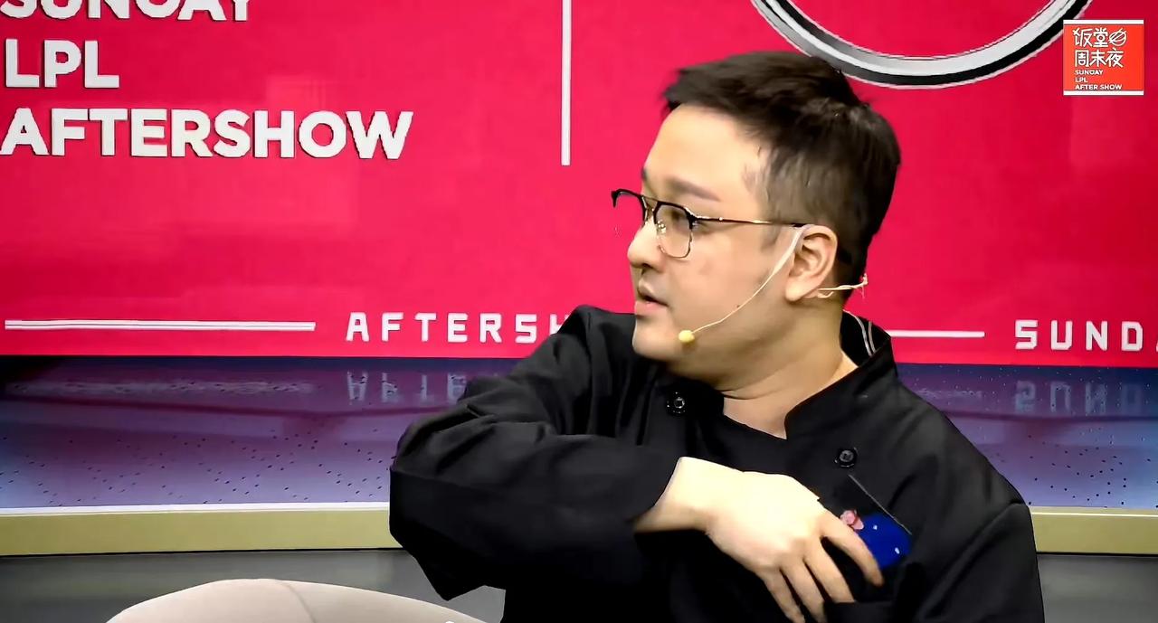 用Ning粉丝的东西攻击Ning，dys是懂得节目效果的！
事情经过：周末饭堂请