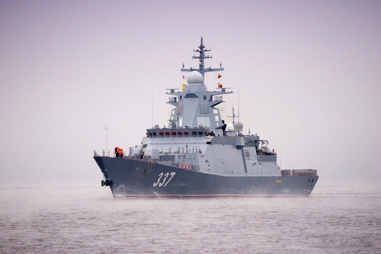 俄罗斯海军20385型导弹护卫舰首舰 轰鸣号（337） ​​​